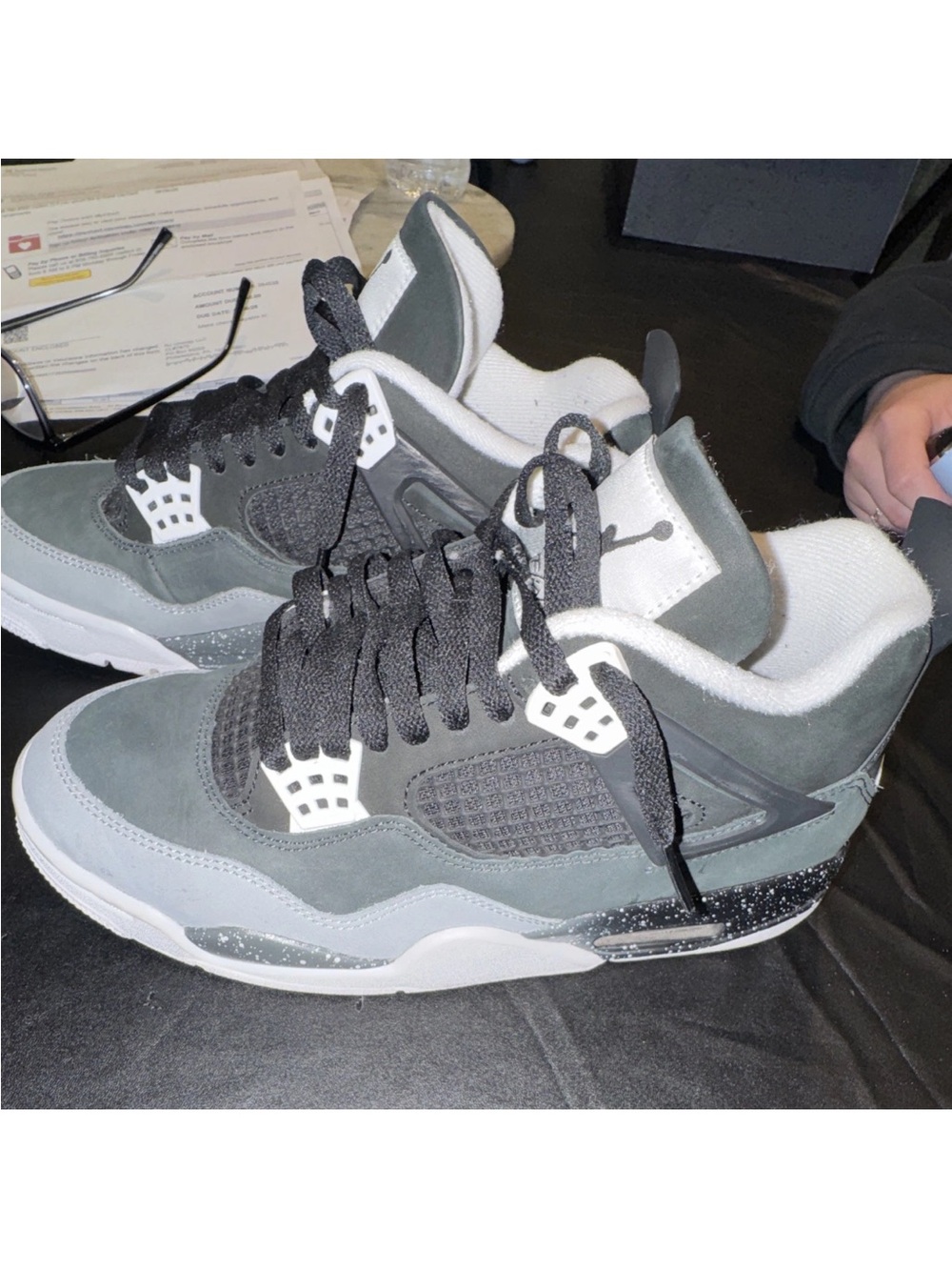 Jordan 4 unisex Retro Sneakers in Grey, Black & White